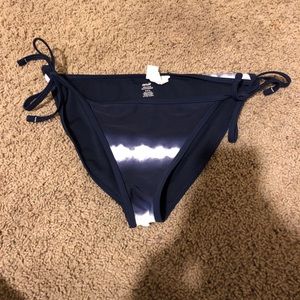 Bathing suit bottoms